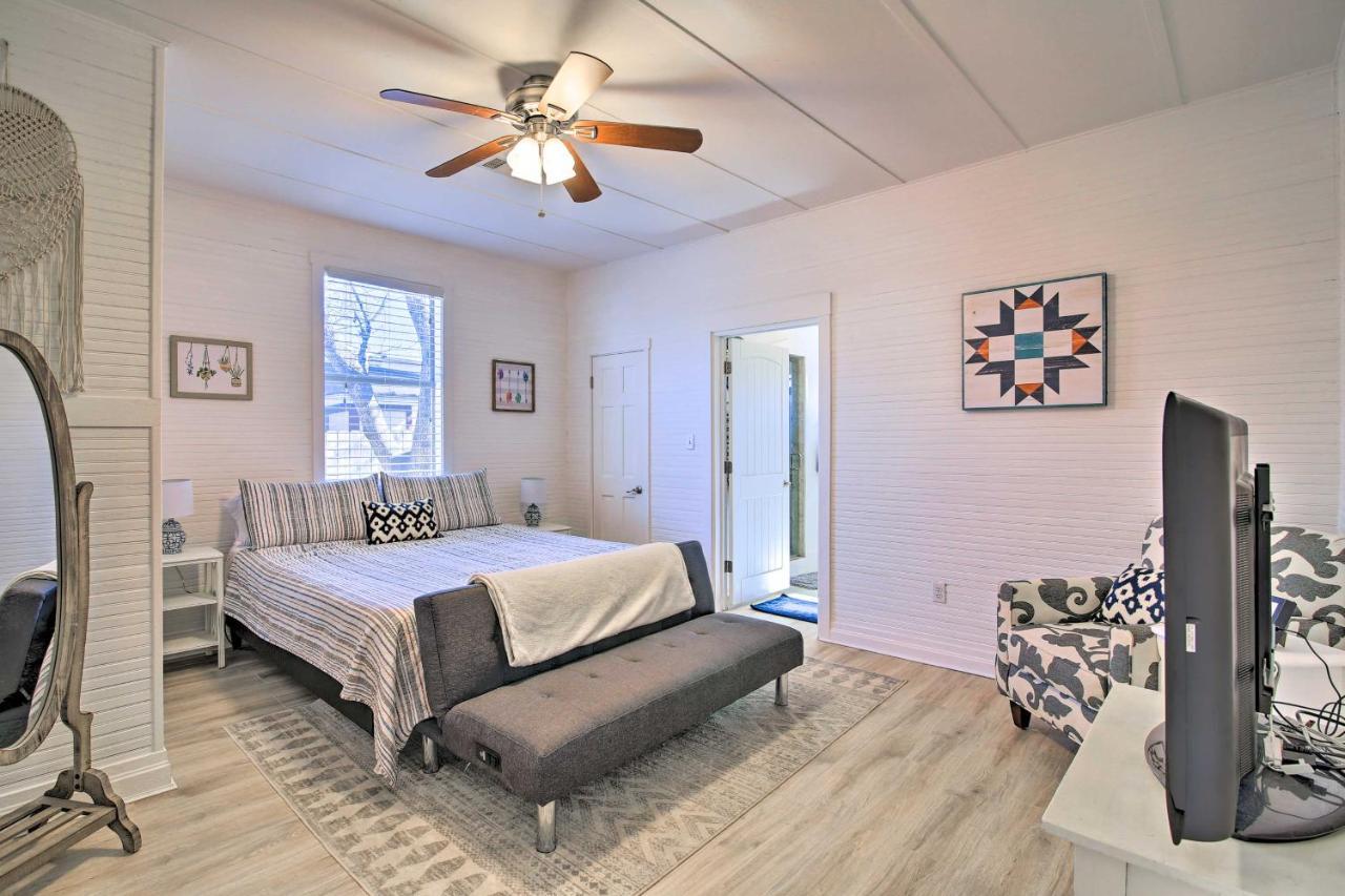 Texas Home With Backyard Oasis, Walk To Main St Fredericksburg Exterior foto